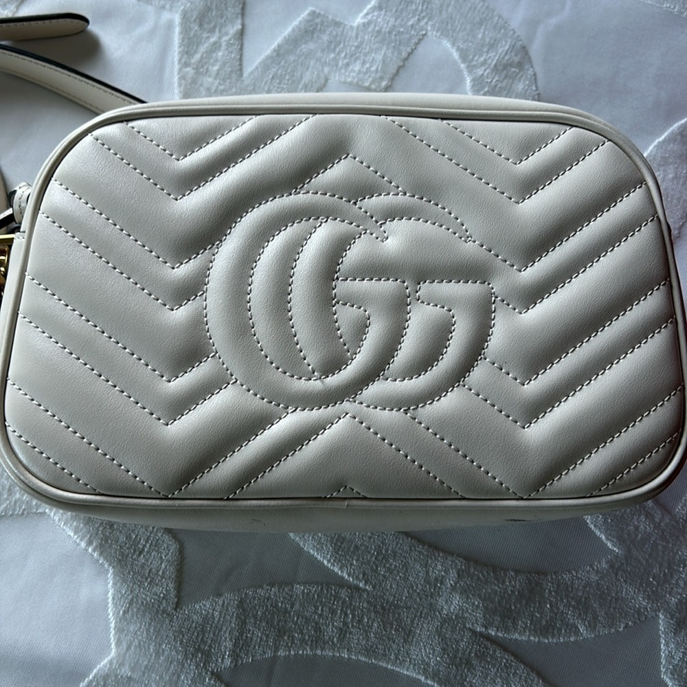 Authentic Gucci Purse - image 3